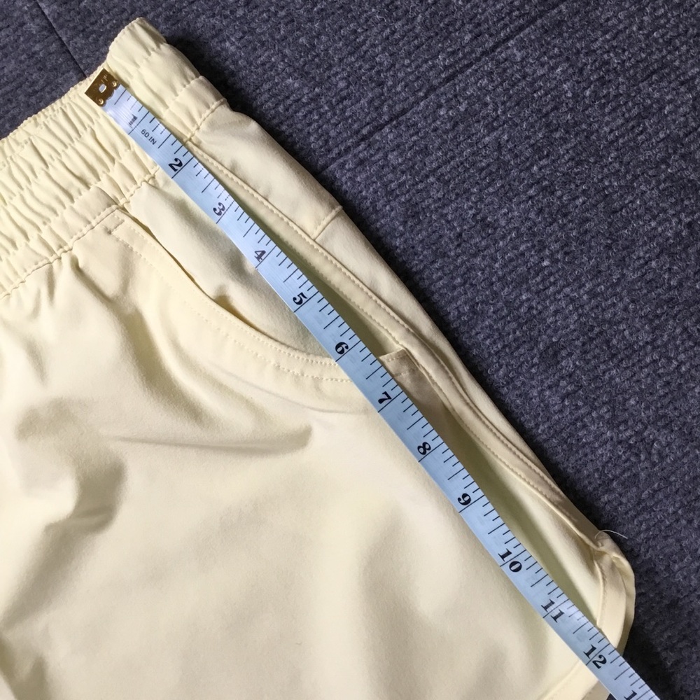 Columbia Bogata Bay stretch shorts women’s size large - Picture 9 of 9